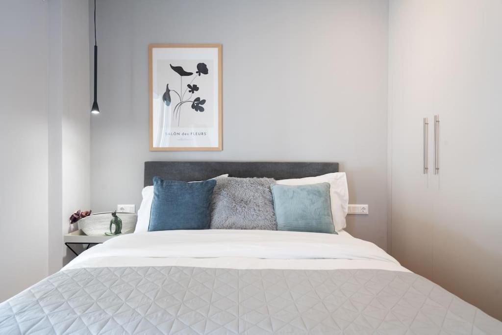 2br-magic Terrace Delight Apartment *